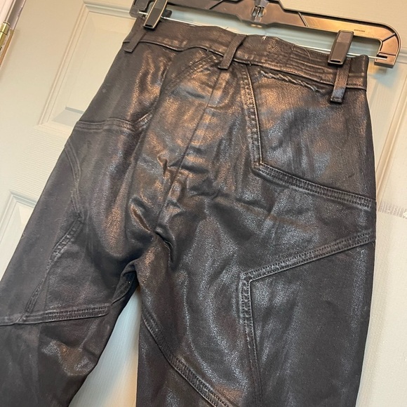 Revice Denim Black Coated Star Jeans Cropped - Picture 5 of 9